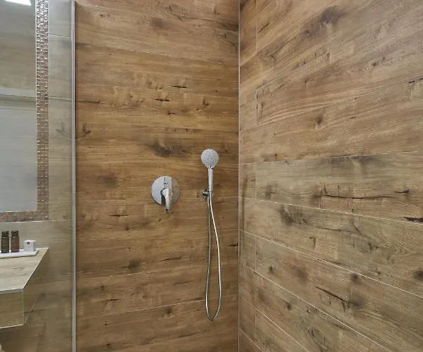 Premium Aquatower 公寓 *